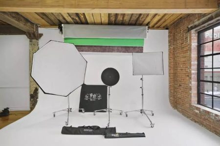 film lighting equipments with different film backgrounds behind